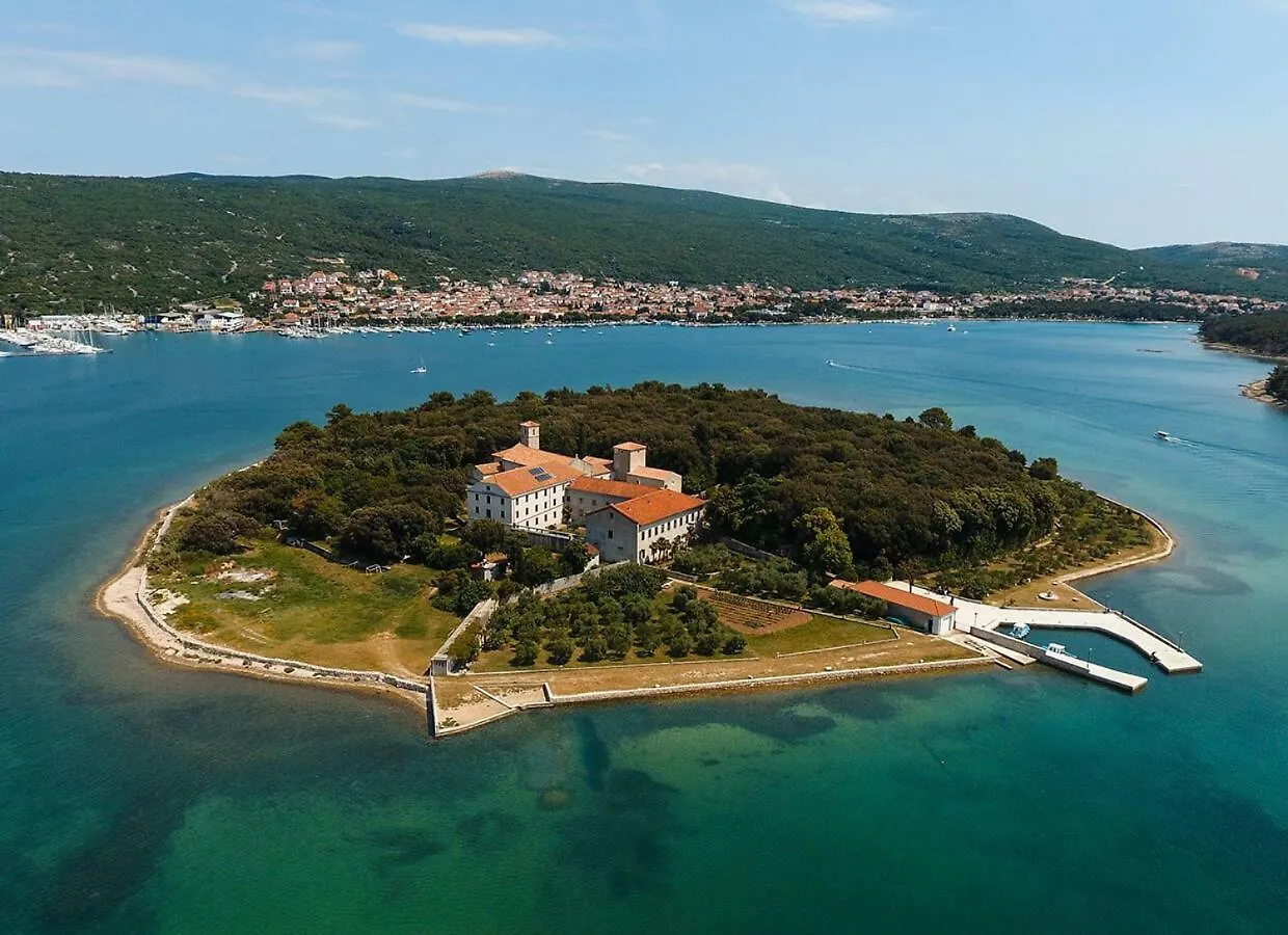 Apartment Josephine 2 Malinska 0*,  Κροατία